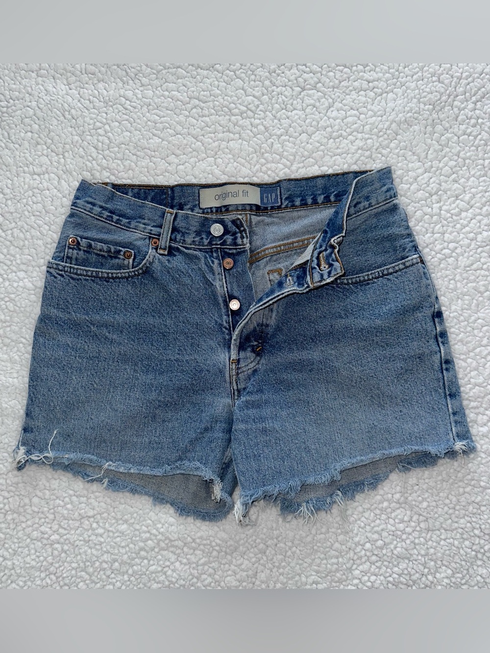 VTG GAP 90s button fly denim jean shorts original fit distressed cutoffs 31